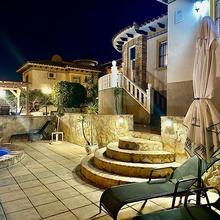 Casa Lilly-Rose, A Beautiful 3 Bedroom Detached Villa A Short Walk To The Villamartin Plaza & Golf Course 외부 사진