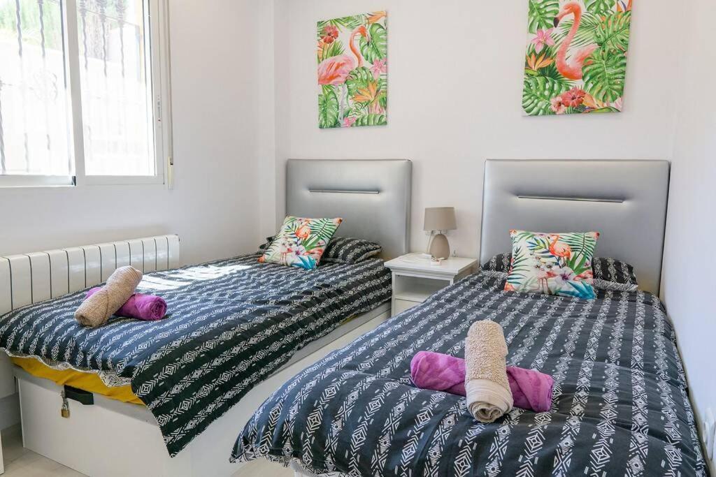 Casa Lilly-Rose, A Beautiful 3 Bedroom Detached Villa A Short Walk To The Villamartin Plaza & Golf Course 외부 사진