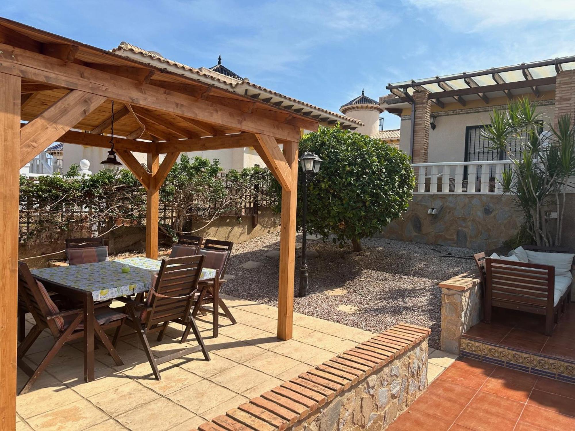 Casa Lilly-Rose, A Beautiful 3 Bedroom Detached Villa A Short Walk To The Villamartin Plaza & Golf Course 외부 사진